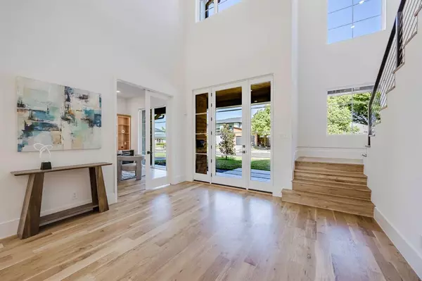 Dallas, TX 75229,3542 Regent Drive