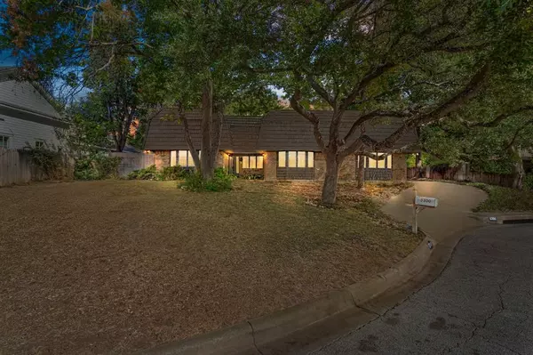 5300 Northcrest Road, Fort Worth, TX 76107