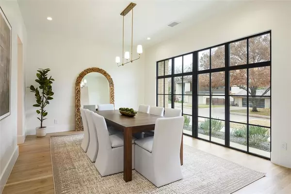 Dallas, TX 75214,6414 Blanch Circle