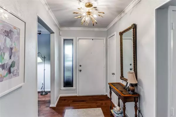 Fort Worth, TX 76109,4321 Selkirk Drive W