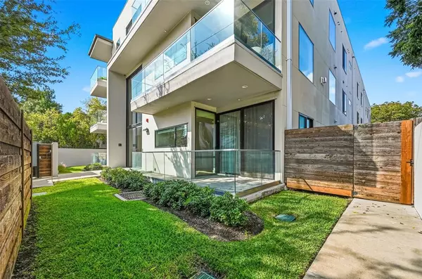 Dallas, TX 75204,3923 Cole Avenue #101