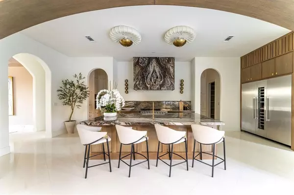 Dallas, TX 75229,5615 Lobello Drive