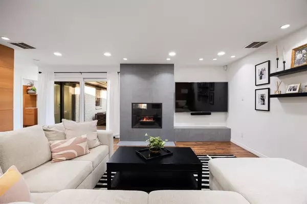 Dallas, TX 75231,7036 Wakefield Street