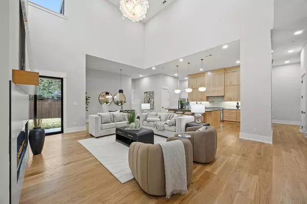 Dallas, TX 75244,4208 Allencrest Lane