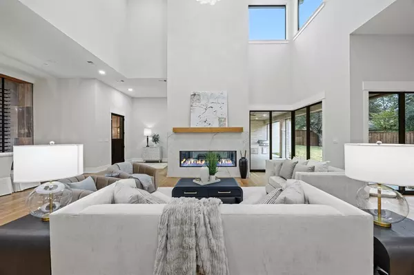 Dallas, TX 75244,4208 Allencrest Lane