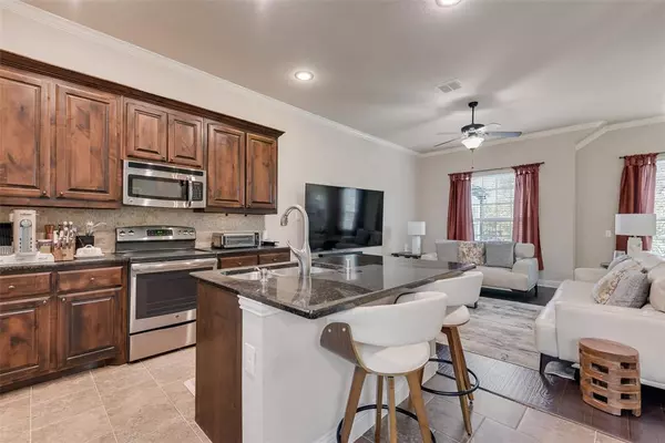 Grand Prairie, TX 75052,5007 Venecia Way