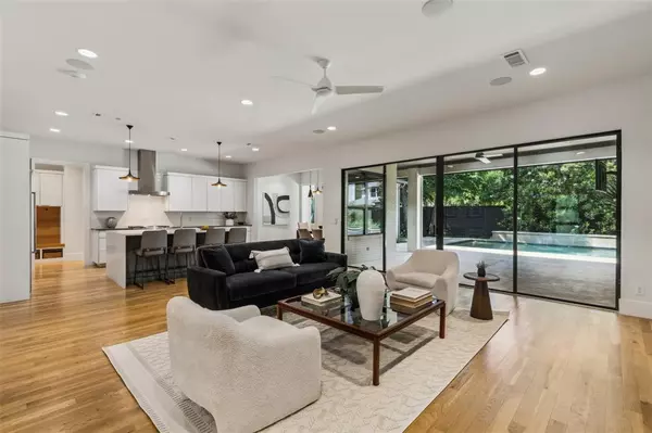 Dallas, TX 75218,661 Harter Road