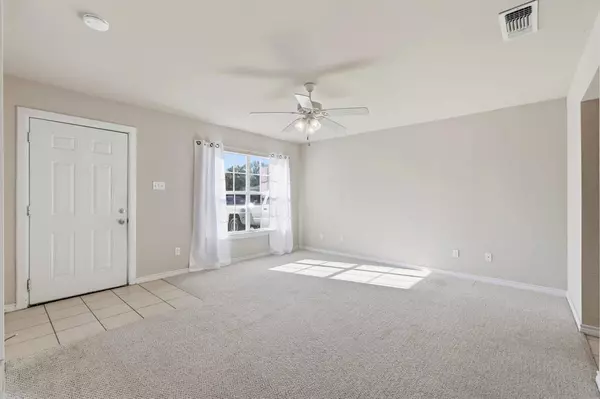 Denton, TX 76209,1709 Red Oak Court