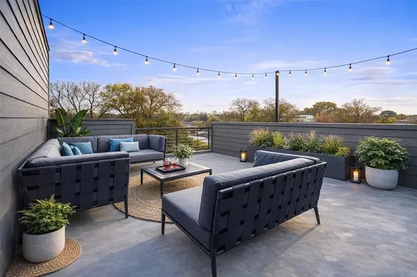 Dallas, TX 75223,400 S Henderson Avenue