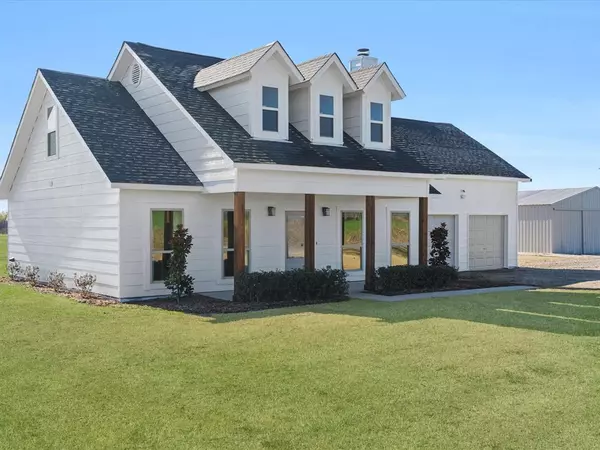 Gunter, TX 75058,828 Old Tioga Road