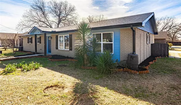 Alvord, TX 76225,302 E Washington Street