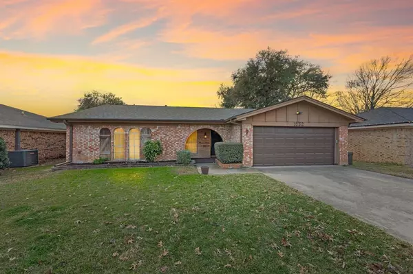 Bedford, TX 76022,1632 Winchester Way