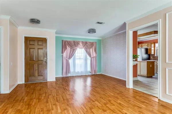 Fort Worth, TX 76133,5029 Barberry Drive