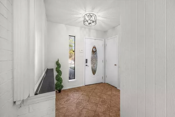 Arlington, TX 76017,4704 Burning Springs Drive