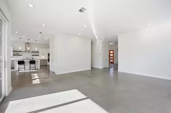 Dallas, TX 75206,5326 Manett Street