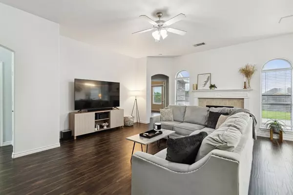 Mansfield, TX 76063,707 Bayshore Drive