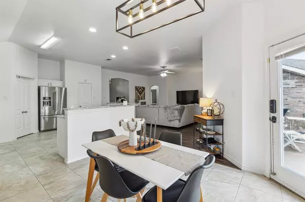 Mansfield, TX 76063,707 Bayshore Drive