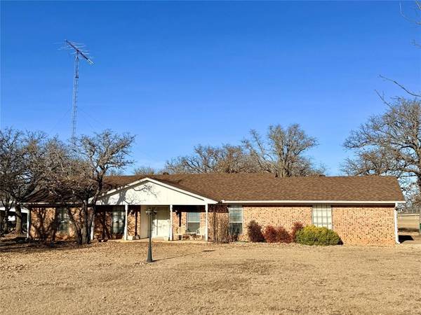 127 East Park Road, Graham, TX 76450