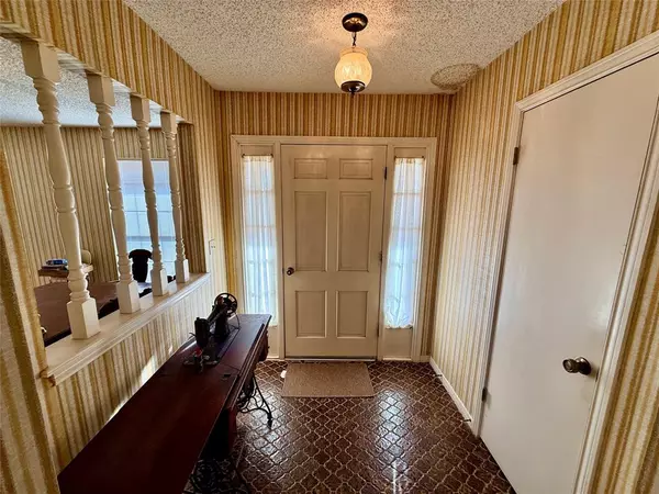 Graham, TX 76450,127 East Park Road