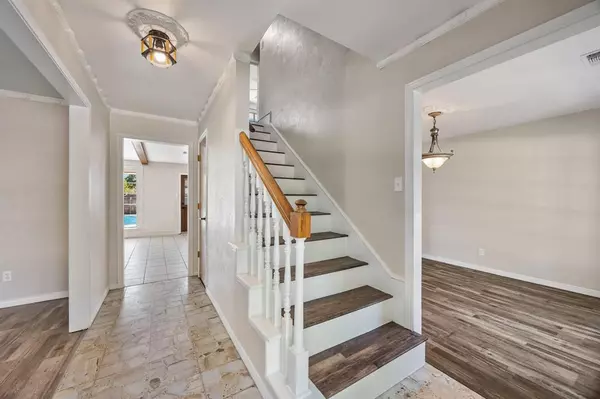 Plano, TX 75075,2404 Heather Hill Lane