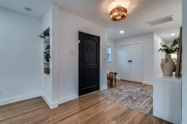 Dallas, TX 75218,1319 El Patio Drive