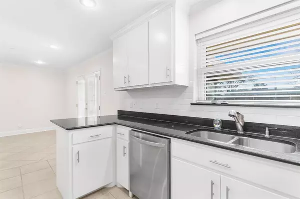 Richardson, TX 75080,831 Warren Way