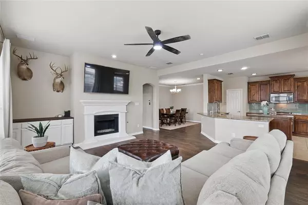 Fort Worth, TX 76244,2932 Softwood Circle