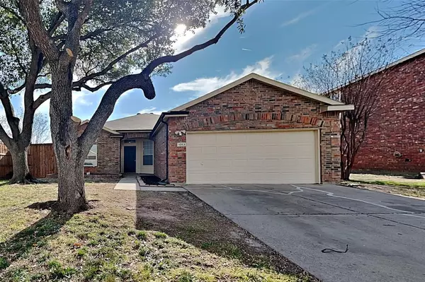 1053 Pullman Drive, Saginaw, TX 76131