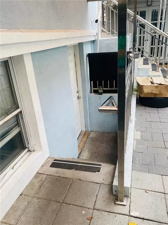 Brooklyn, NY 11235,59B Ide CT