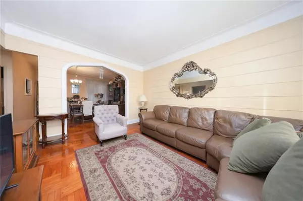 Brooklyn, NY 11204,251 Avenue P