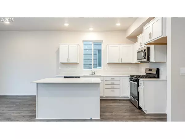 Springfield, OR 97477,2844 Pierce PKWY