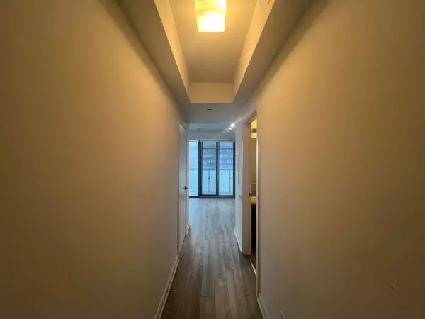 Toronto C08, ON M4Y 0C3,50 Charles ST E #3312