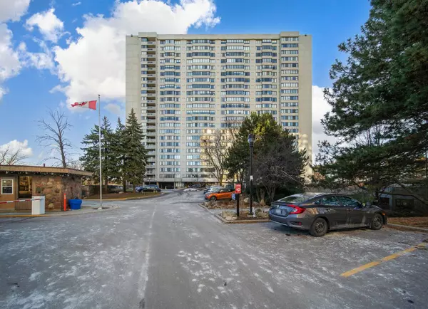 2330 Bridletowne CIR #2212, Toronto E05, ON M1W 3P6