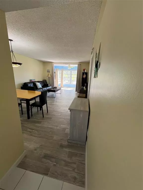 Tamarac, FL 33319,5750 NW 64th Ave #208