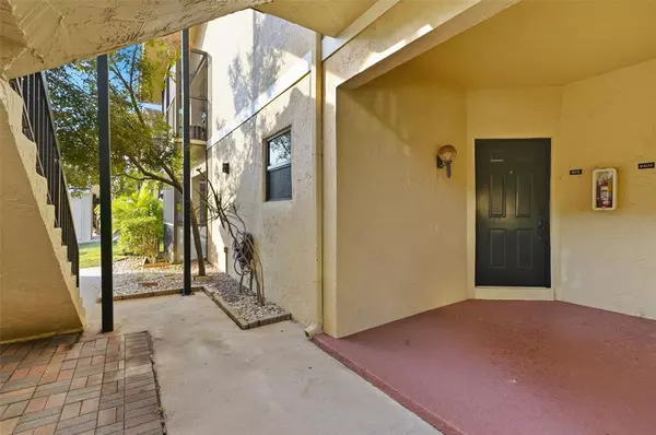Coral Springs, FL 33071,8412 Shadow Ct #8412