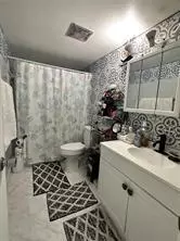 Pompano Beach, FL 33062,2400 NE 10th St #205