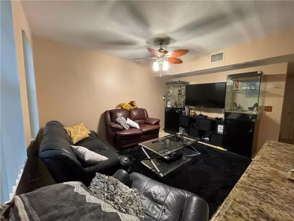 Coral Springs, FL 33067,6942 W Sample Rd #6942