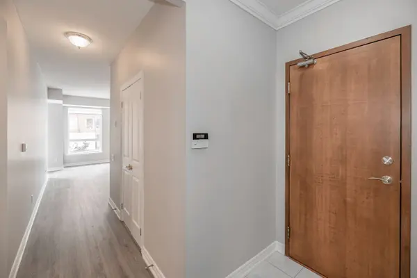 Oakville, ON L6J 7V9,60 Old Mill RD #205