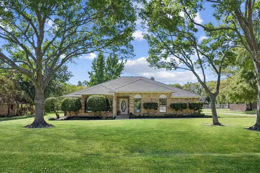 1261 Emerald Circle, Southlake, TX 76092