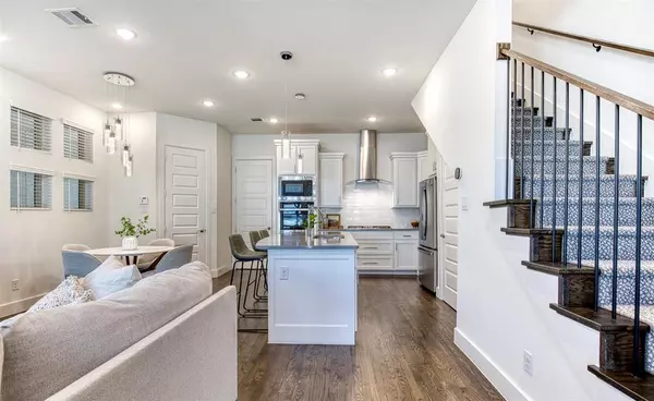 Dallas, TX 75231,8270 Nunley Lane