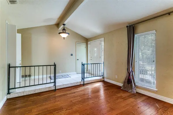 Euless, TX 76040,1309 Driftwood Drive