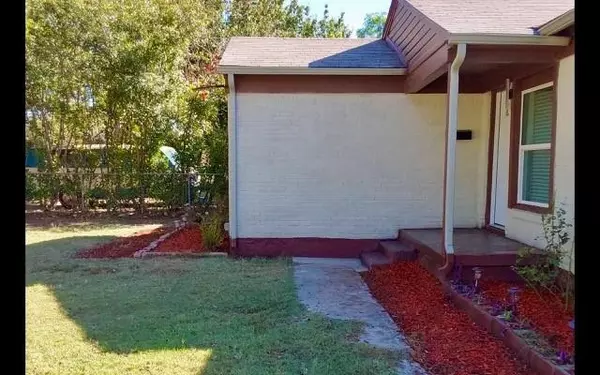 Dallas, TX 75228,1702 Centerville