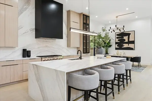 7111 Coronado Avenue, Dallas, TX 75214