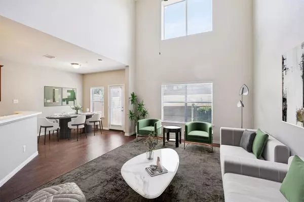 Plano, TX 75024,8742 San Bernard Street