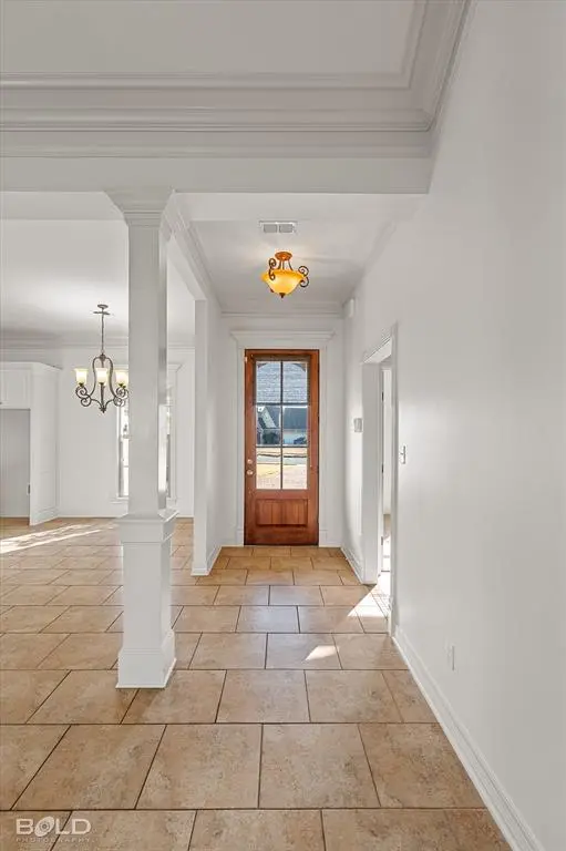 Bossier City, LA 71111,524 Half Moon Lane