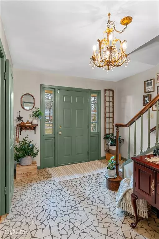 Shreveport, LA 71106,521 Dunmoreland Drive