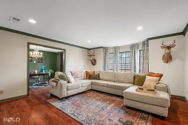 Shreveport, LA 71106,521 Dunmoreland Drive