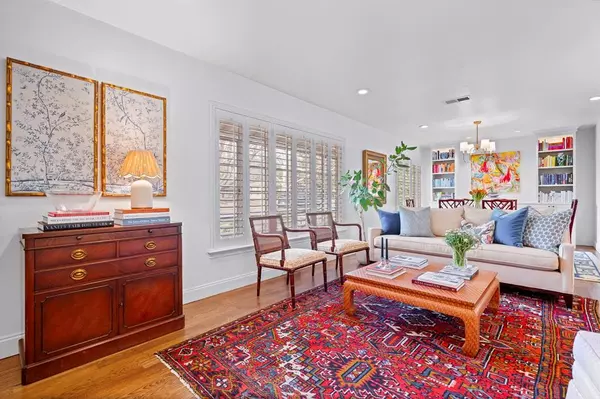 Dallas, TX 75214,5322 Ridgelawn Drive