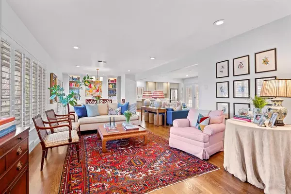 Dallas, TX 75214,5322 Ridgelawn Drive