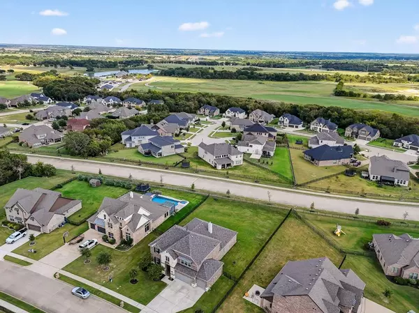 Gunter, TX 75058,1420 Wolf Ridge Run